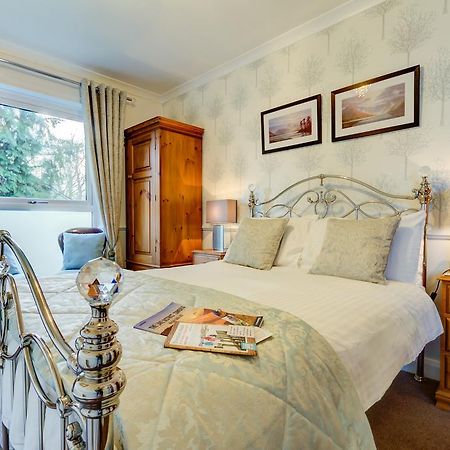 Meadfoot Guesthouse Room Only Accommodation For Adults ウィンダミア エクステリア 写真