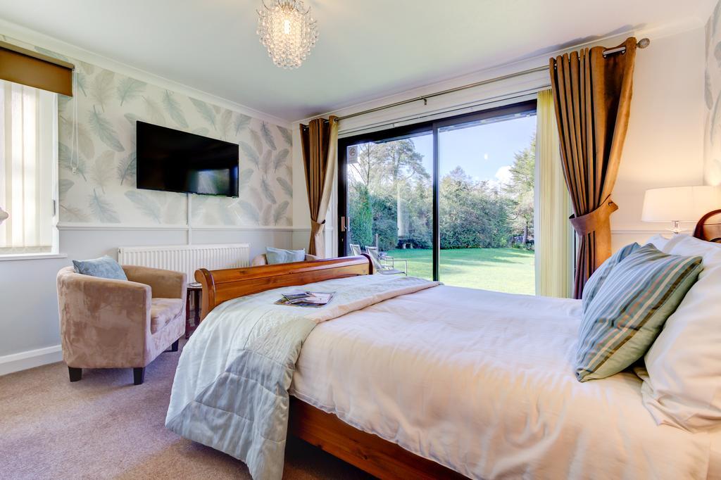 Meadfoot Guesthouse Room Only Accommodation For Adults ウィンダミア エクステリア 写真