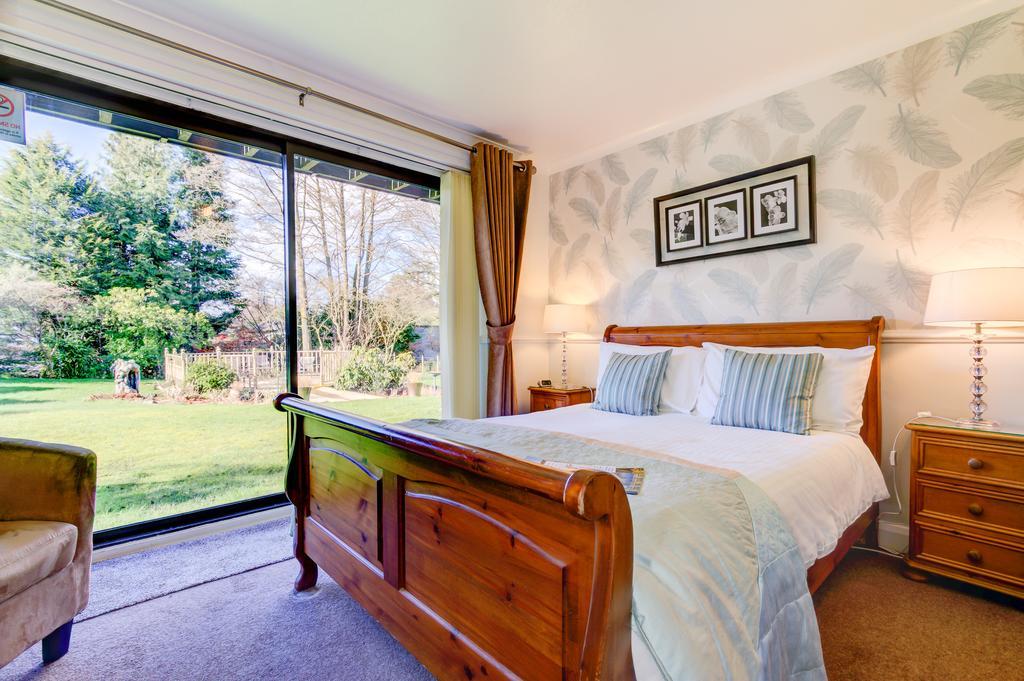 Meadfoot Guesthouse Room Only Accommodation For Adults ウィンダミア エクステリア 写真